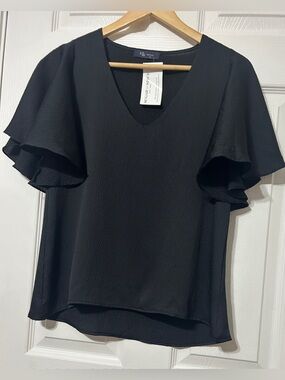 KLD Boutique Black Flutter Sleeve Blouse Top NWT Women’s Size S